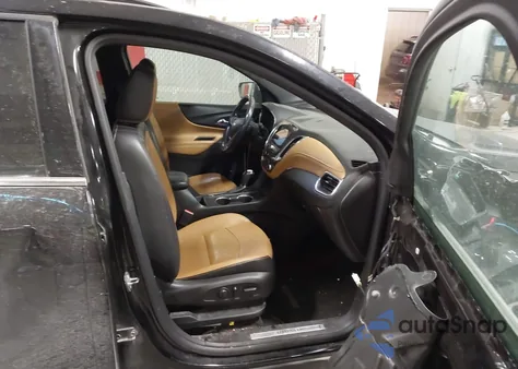 2018 Chevrolet Equinox Premier z USA, uszkodzony, nr VIN 2GNAXVEV5J6280693